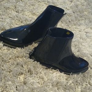 Doc Martens Zillow Chelsea Smooth Leather Boots